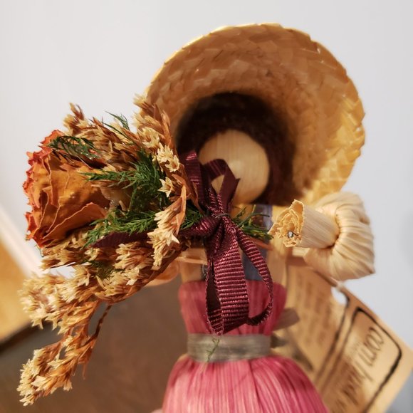Corn Husk Doll Hand Made North Carolina Folk Art Pink Apron Flowers Bonnet 9" - Picture 6 of 11